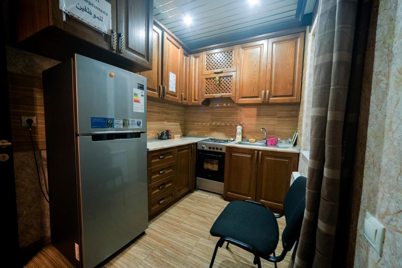 Cleopatra Palace Hostel Tbilissi Extérieur photo